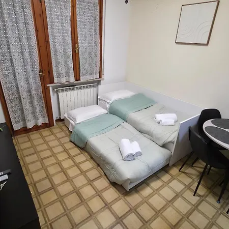 アパート Cisanello Dream House *